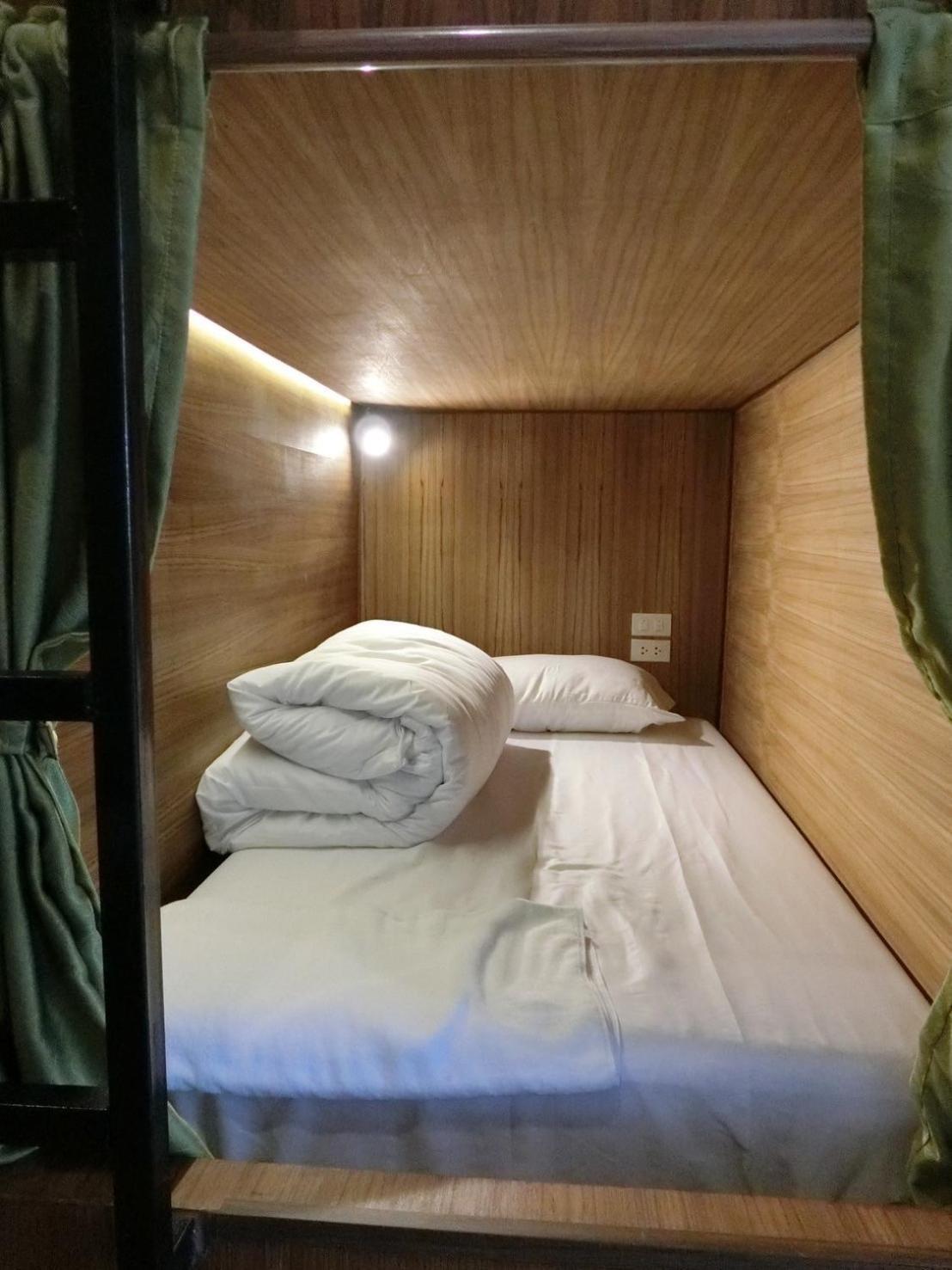 666 Cnx Hostel 清邁 外观 照片
