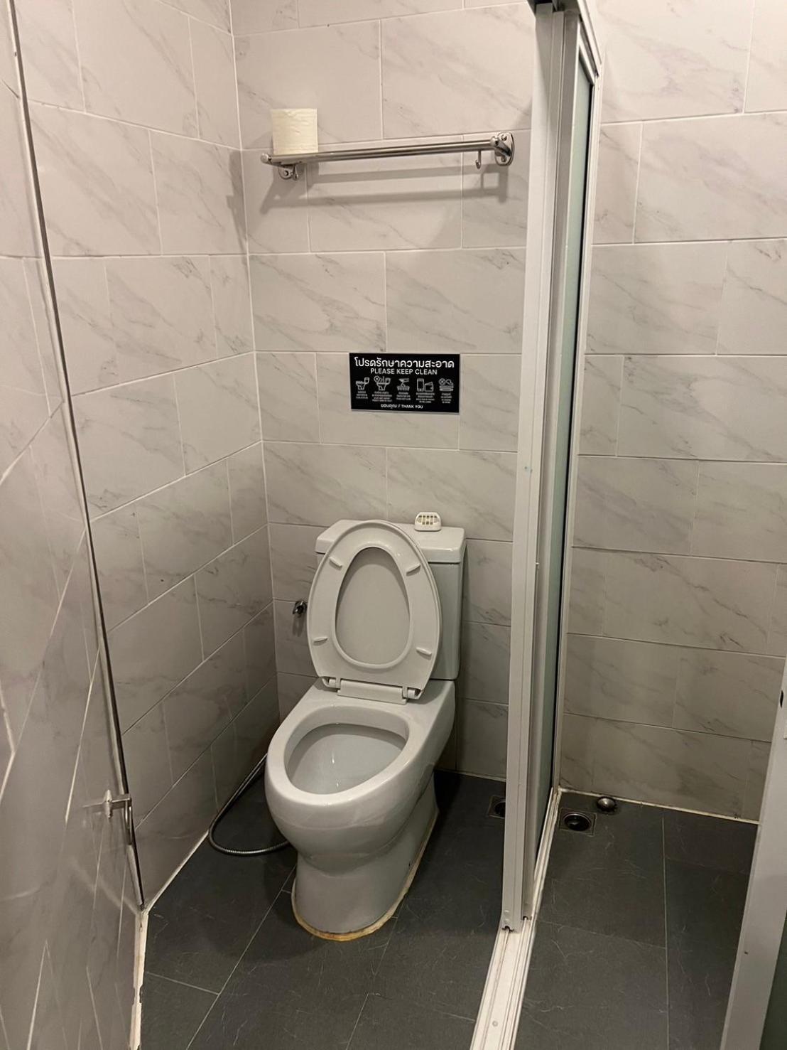 666 Cnx Hostel 清邁 外观 照片